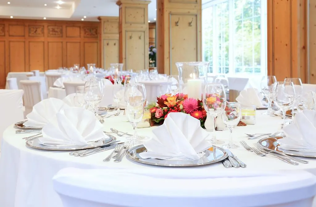 Feldmochinger Hof Hotel Munich 4*,  Germany