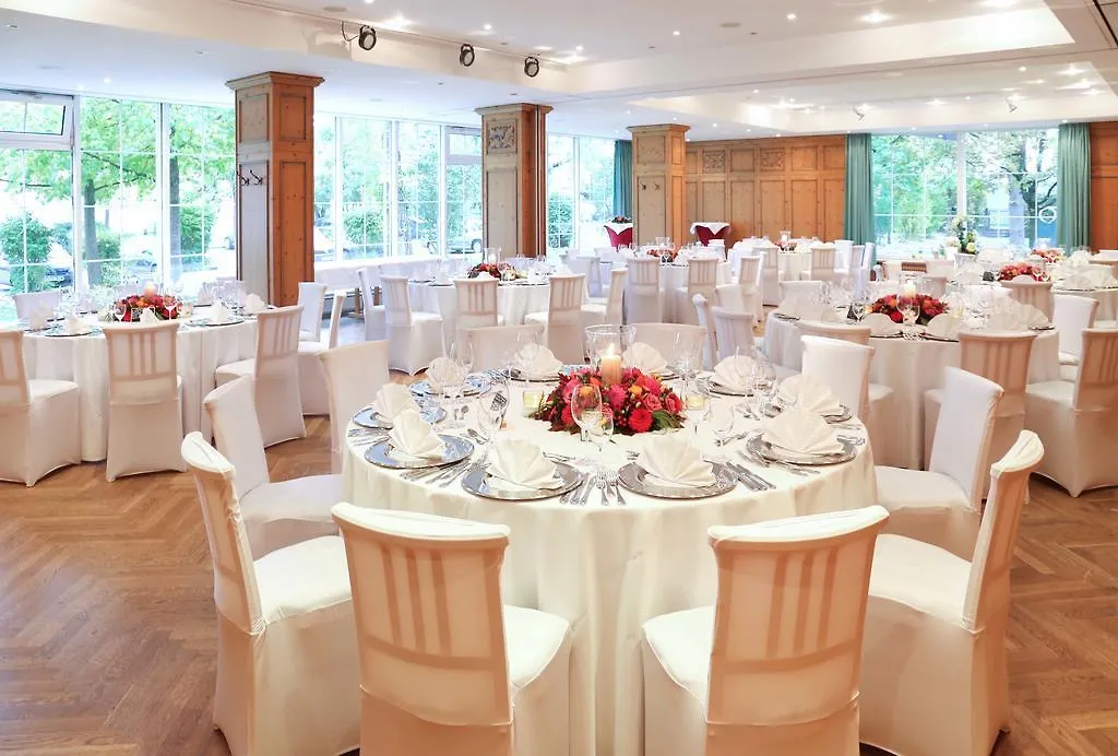 ****  Feldmochinger Hof Hotel Munich Germany