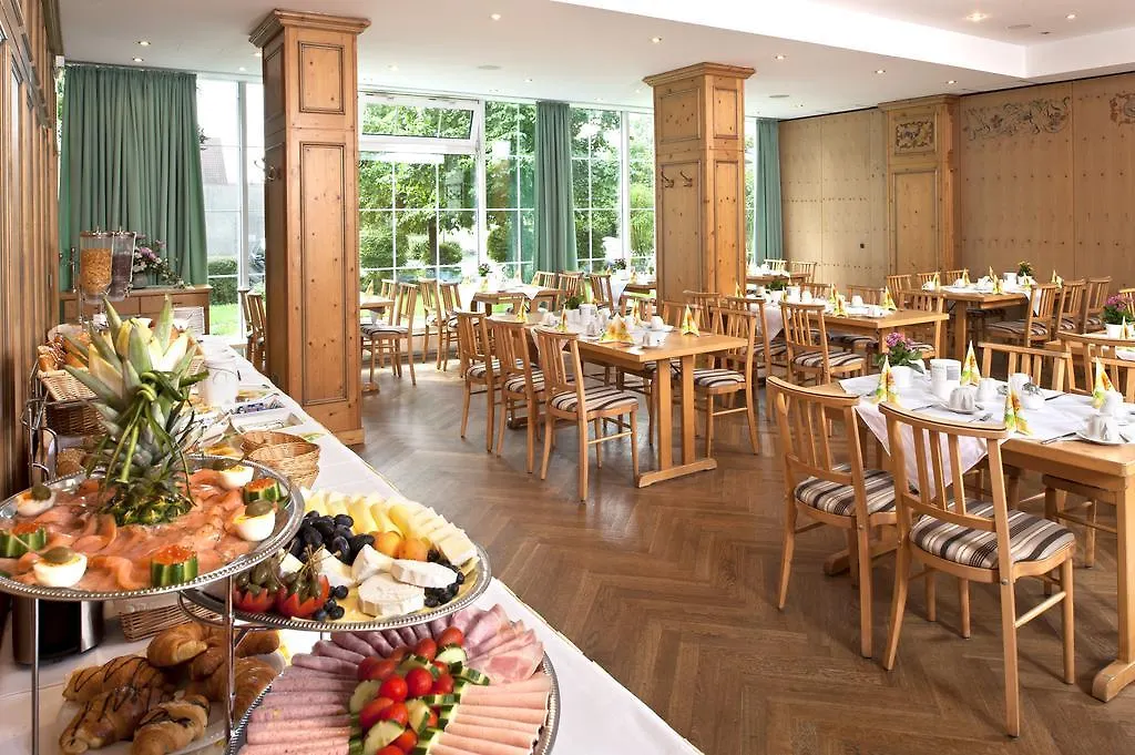 Feldmochinger Hof Hotel Munich