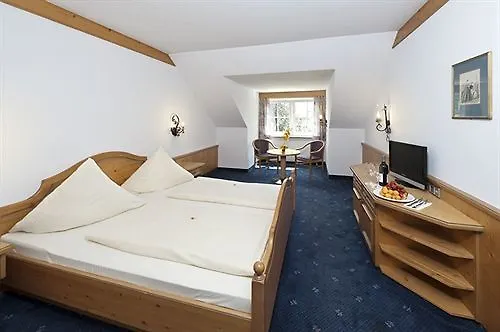 Feldmochinger Hof Hotel München